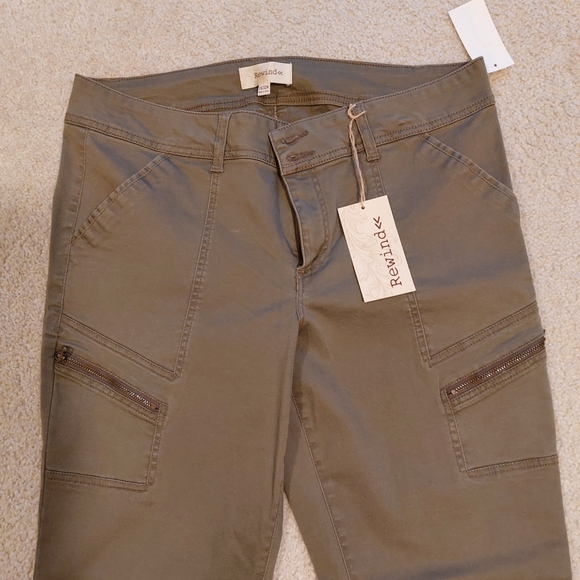 Stylish brand new pants Rewind - Picture 2 of 3